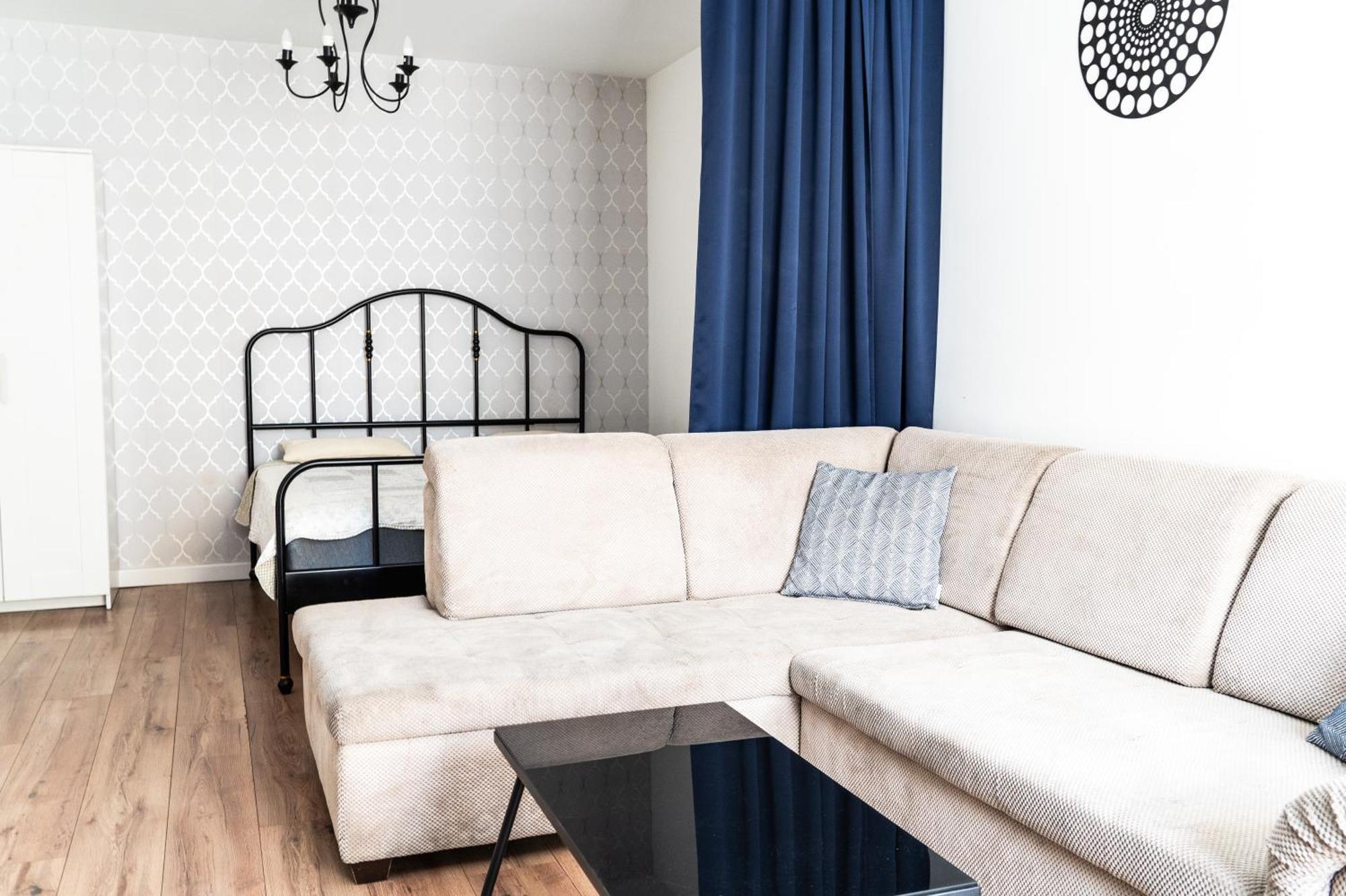 Hostel & Apartments Колобжег Екстер'єр фото